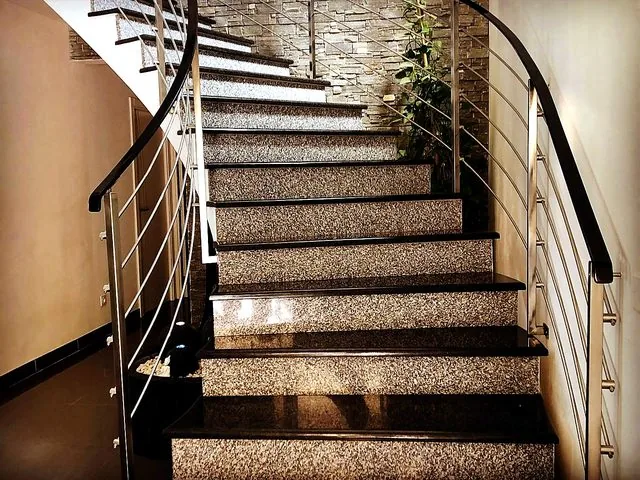 Garde-corps escalier inox - La Métallerie Du Sud