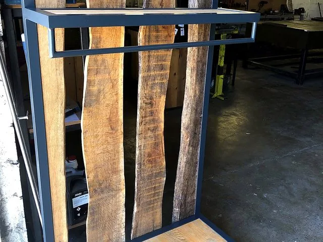 Mobilier porte-manteau bois et métal - La Métallerie Du Sud